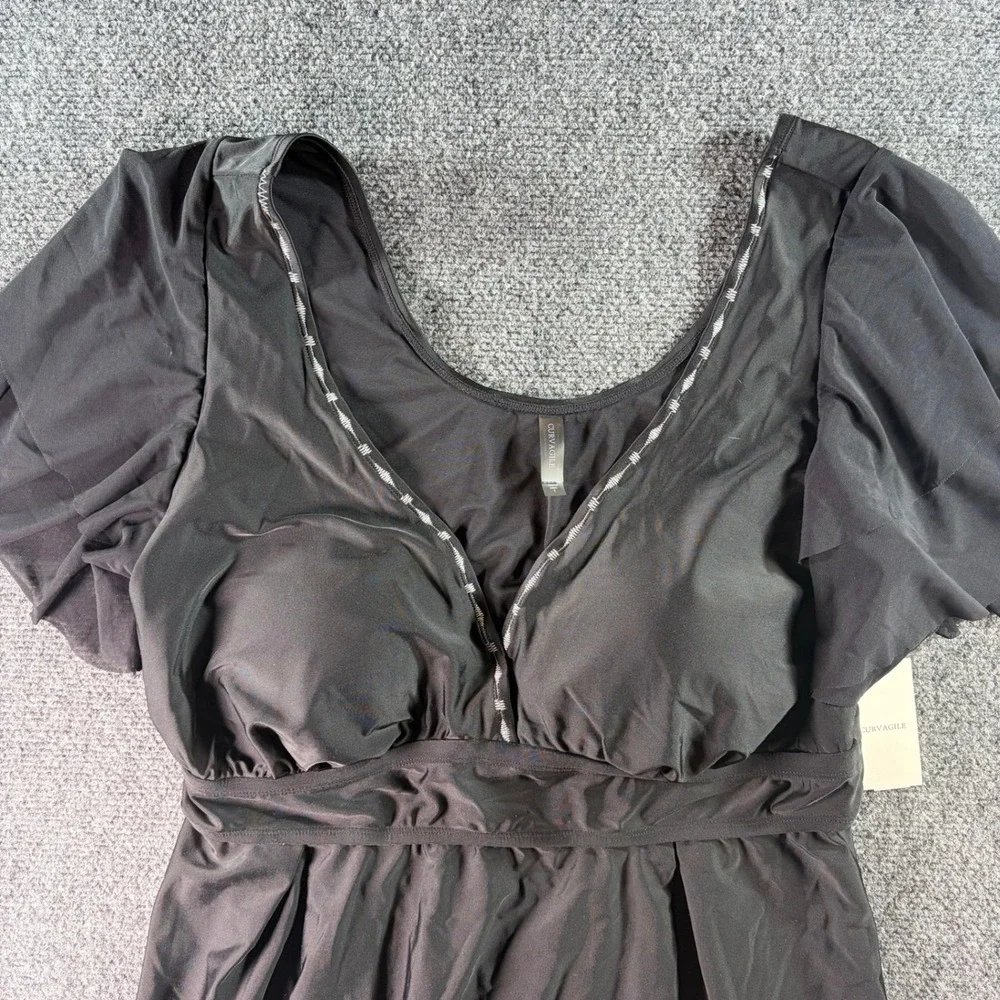 Curvagile Swim Top Women Size 1 Black Ruffle Sleeve Peplum Tankini NWT Plus Size